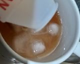 Foto langkah ke 2 dari resep Yakult Tea.