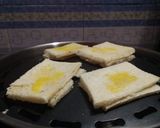 Foto langkah ke 2 dari resep Roti Bakar Lumer.