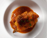 Foto del paso 8 de la receta: Contramuslos rellenos de jamón y espárragos en salsa de curry
