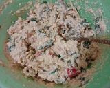 Foto langkah ke 5 dari resep Pepes jamur teri.