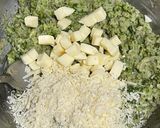 Foto del paso 3 de la receta: Empanadas cremosas de brócoli