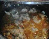 Foto del paso 4 de la receta: Manitas de cerdo en salsa en olla de barro