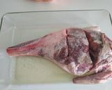 Foto del paso 1 de la receta Pierna de cordero asado con patatas a lo pobre