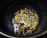 A picture of step 1 of Quick ginger and garlic soup.