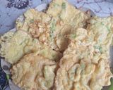 Foto langkah ke 4 dari resep Tempe Mendoan Basah.