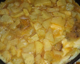 Foto del paso 4 de la receta: Tortilla española (de papa, rellena de mucho queso) ❤️