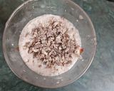 A picture of step 3 of Kitkat Cold Coffee.