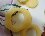 A picture of step 1 of Potato Ring pakora.