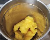 A picture of step 3 of Mango Lassi.