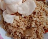 Foto langkah ke 3 dari resep Nasi goreng sederhana dgn bahan seadanya🎉.