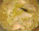 Foto langkah ke 4 dari resep Ayam bumbu kuning.