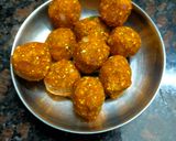 A picture of step 1 of Sattu Powder Masala Puri.