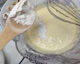 Foto del passaggio 3 della ricetta Torta banane e cioccolato senza burro