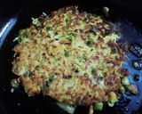 ম্যাগি ওমলেট (Maggi omelette recipe in Bengali) রেসিপি ধাপ - 3 ছবি