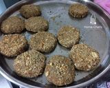 A picture of step 2 of Afghani Chaapli Kabab.