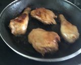 Foto del paso 1 de la receta: Muslos de pollo agridulces