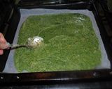 A picture of step 9 of Spinach and garlic-yogurt rolls.