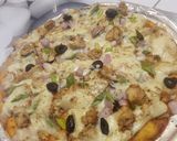 A picture of step 6 of Ginger malai boti pizza 🍕😋.