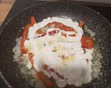 Foto del paso 4 de la receta: Filetes de lomo con salsa de pimiento