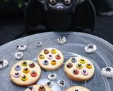 Foto del paso 7 de la receta: Galletas con ojos fantasía para Halloween