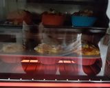 A picture of step 3 of Pizza muffins.