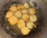 Gambar langkah 3 resipi Cucur Bilis Lembut Dan Rangup.