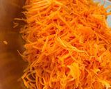 A picture of step 1 of Carrot and cooking apple chhundo (chutney).