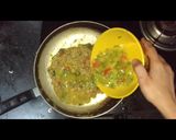 A picture of step 3 of Maggie omelette.