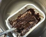 A picture of step 3 of Simple Air-Fried Yogurt Chocolate Basque Cake.