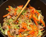 A picture of step 10 of Japanese Pork Yakisoba (豚肉焼きそばの作り方).