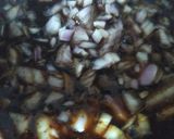 A picture of step 5 of Steamed Rice Dumpling (undi).