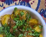 A picture of step 3 of Khatty aloo.