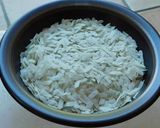 A picture of step 2 of Thaali peeth.
