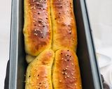 A picture of step 7 of Fish roll bread.