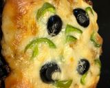 A picture of step 4 of 3 colour Mini Bread Pizza 🍕.