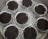 Foto langkah ke 6 dari resep Bolu Kukus Mekar Coklat (No telur No mixer).