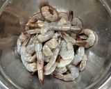 A picture of step 1 of Gambas Al Ajillo.