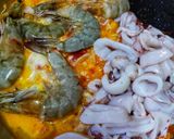 Gambar langkah 2 resipi Nasi Goreng Seafood.
