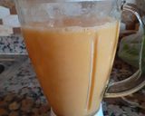 صورة لخطوة 2 من وصفة عصير البرتقال مع الكاكي والموز😋