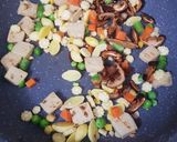 รูปขั้นตอนการทำที่ 1 ของ ข้าวผัดแปะก๊วยธัญพืช vegan