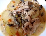 A picture of step 11 of My Chilli Chicken, Mushroom & Potato Bake. 😊.