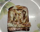 A picture of step 5 of Paneer club sandwich.