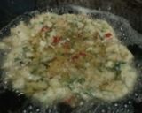 Foto langkah ke 4 dari resep Talua Dadar ala WarNasPad #pr_recookrancakbana.