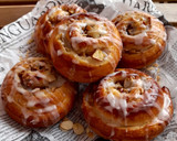 Foto del paso 17 de la receta: Rollitos de canela, manzana, almendras y anís