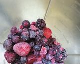 Foto del paso 1 de la receta: Helado de frutos rojos