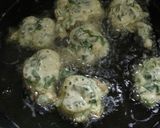 Foto del paso 3 de la receta: Buñuelos de Espinaca