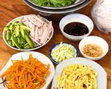 A picture of step 2 of Five-Color Noodle Salad (Bún trộn ngũ sắc).