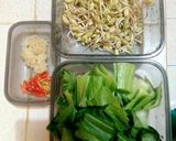 Foto langkah ke 1 dari resep Pokcoy Kuah Kaldu.