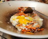 Foto langkah ke 4 dari resep Bihun goreng.
