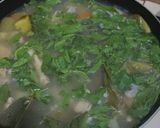 Foto langkah ke 6 dari resep Sup ayam segar.
